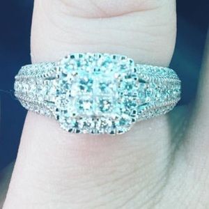 Rogers and Holland’s diamond ring